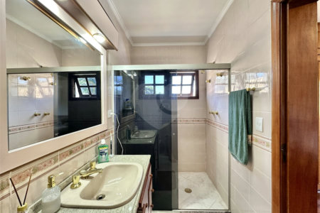 Casa à venda com 5 quartos, sendo 4 suítes, em Parque dos Príncipes, São Paulo, SP