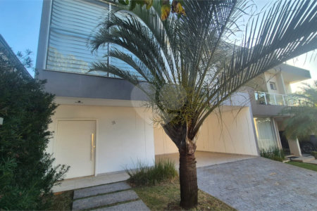 Casa à venda com 3 quartos, sendo 1 suíte, no condomínio Lago da Serra, Araçoiaba da Serra - SP