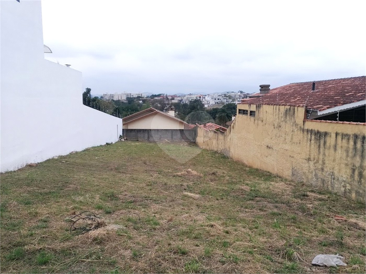 Terreno à venda em Vila Santista, Atibaia, SP