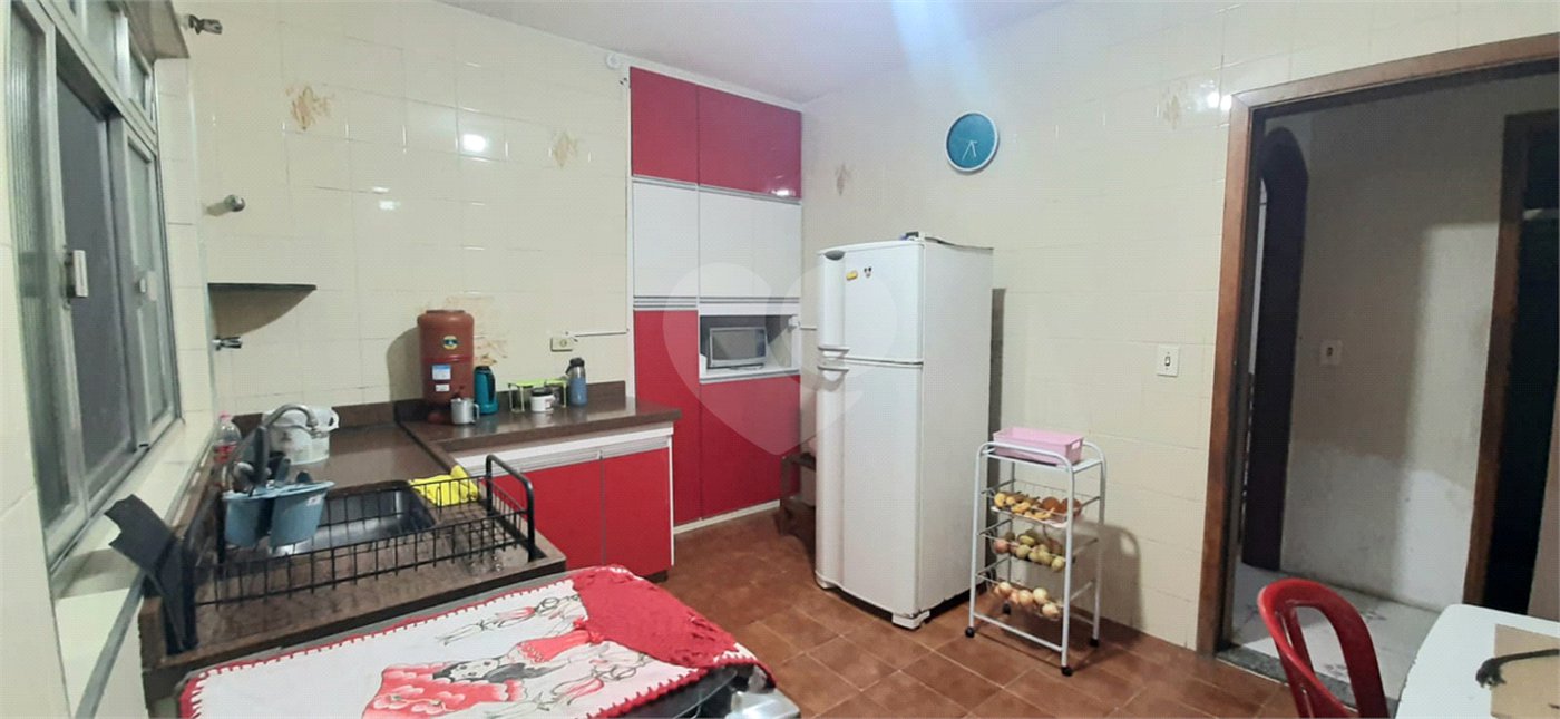 Casa à venda com 3 quartos, sendo 1 suíte, em Vila Nivi, São Paulo, SP