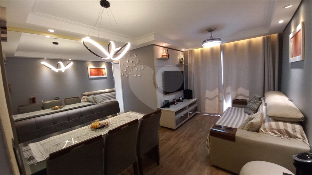 Apartamento à venda com 3 quartos, sendo 1 suíte, em Jardim Luísa, São Paulo, SP