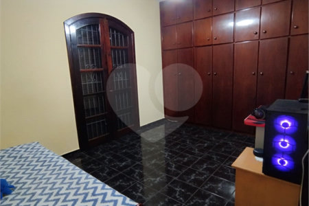 Casa à venda com 2 quartos no condomínio Casa Geminada, São Paulo - SP