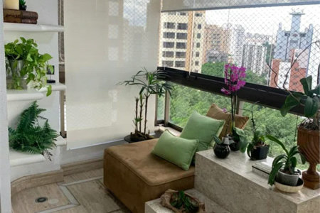 Apartamento à venda com 3 suítes em Vila Suzana, São Paulo, SP