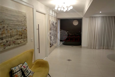 Apartamento à venda com 4 suítes em Jardim Marajoara, São Paulo, SP