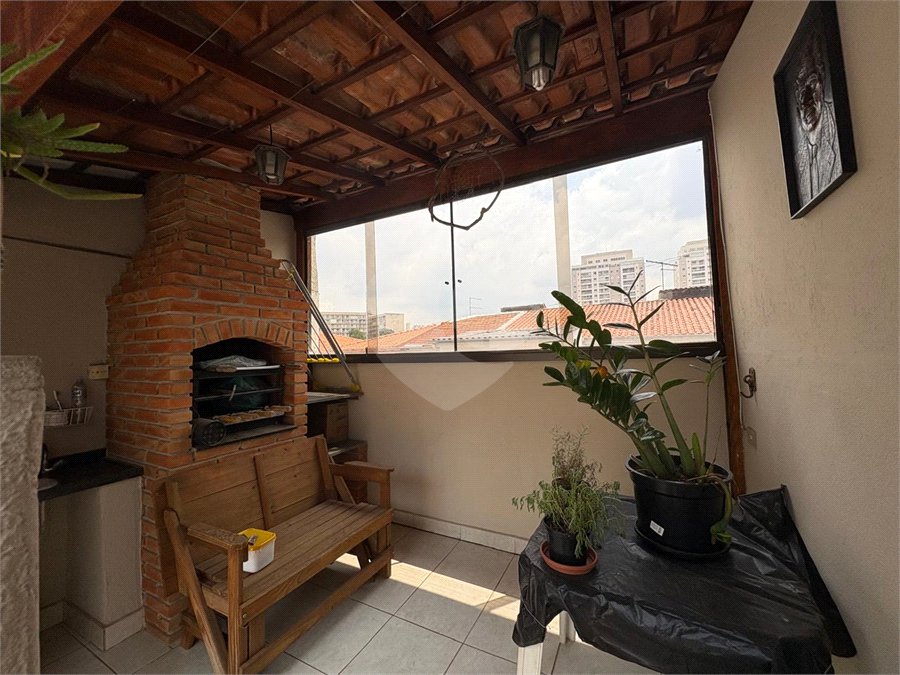 Sobrado à venda com 2 quartos em Ferreira, São Paulo, SP