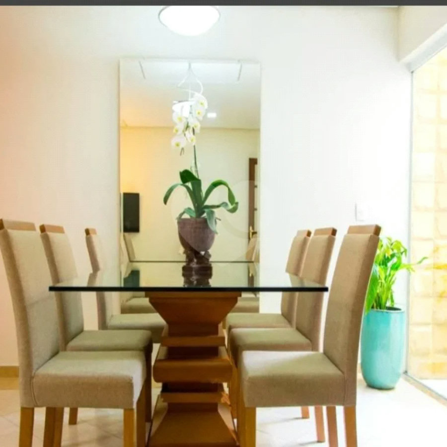 Sobrado com 180m² , 3 dormitórios , sendo 3 suítes , 3 vagas de garagem , churrasqueira e Jardim de inverno , à venda na Vila Scarpelli , Santo André.