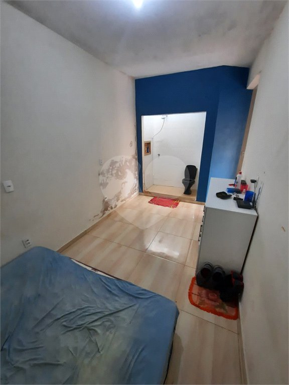 Casa Térrea com 2 dormitórios.