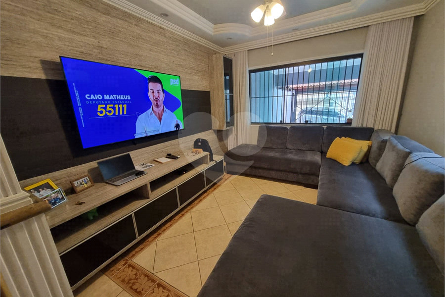 Sobrado à venda com 4 quartos, sendo 2 suítes, em Vila Barreto, São Paulo, SP