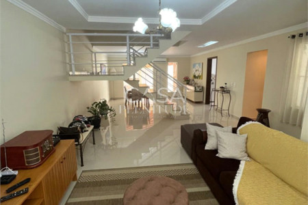 Casa em condomínio à venda com 3 quartos, sendo 1 suíte, no Centro, Araçoiaba da Serra, SP