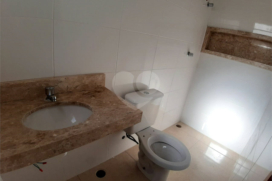 Casa para alugar com 3 quartos, sendo 1 suíte, no condomínio Villagio DI Maria, São Paulo - SP