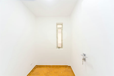 Apartamento à venda com 3 quartos, sendo 1 suíte, em Itaim Bibi, São Paulo, SP