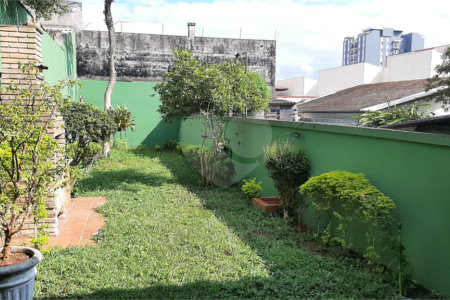 Casa à venda com 3 quartos, sendo 1 suíte, em Campo Grande, São Paulo, SP