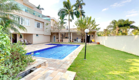 Casa à venda com 5 suítes em Jardim Marajoara, São Paulo, SP