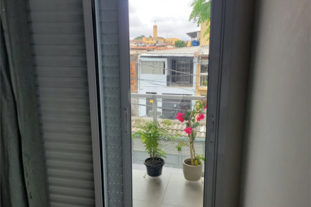 Sobrado à venda com 3 quartos, sendo 1 suíte,  em Vila Marari, São Paulo, SP
