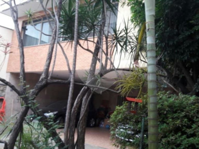 Terreno à venda com 4 quartos, sendo 1 suíte,  em Santana, São Paulo, SP