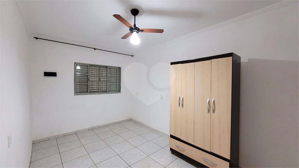 Chácara à venda com 4 quartos, sendo 1 suíte, em Área Rural de Salto, Salto, SP