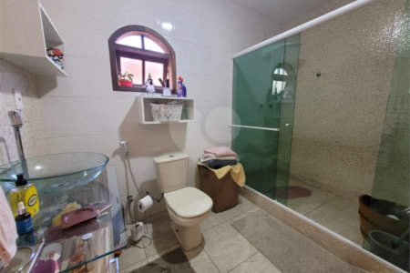 Casa à venda com 5 quartos, sendo 1 suíte, em Guaratiba, Rio de Janeiro, RJ