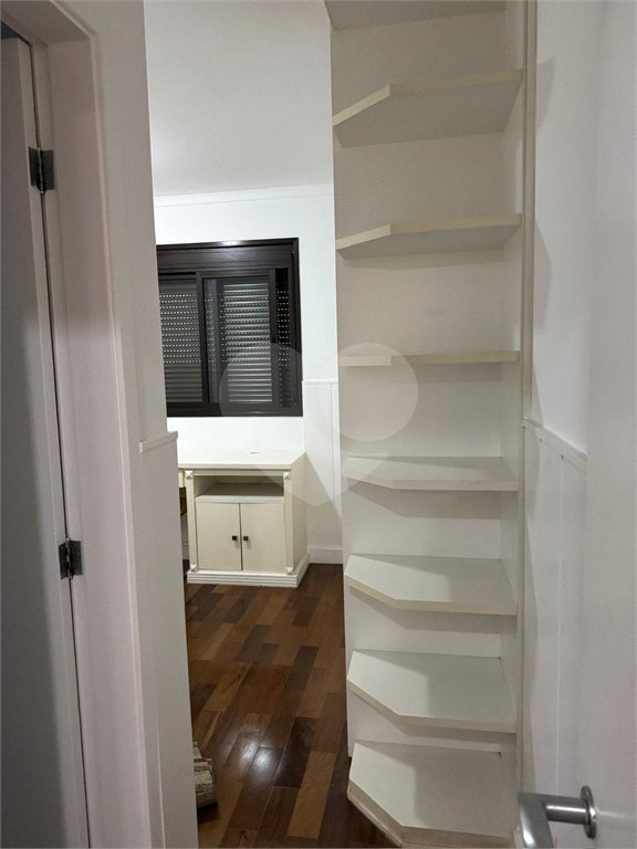 Apartamento à venda com 3 suítes em Vila Suzana, São Paulo, SP