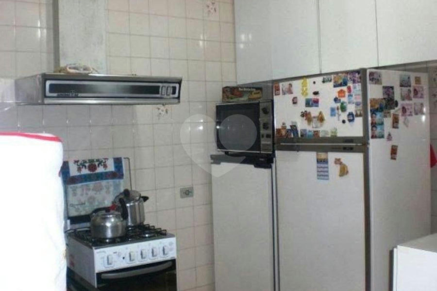 Sobrado à venda com 3 quartos em Jardim Peri, São Paulo, SP