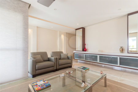 Apartamento à venda com 4 quartos, sendo 3 suítes,  em Indianópolis, São Paulo, SP