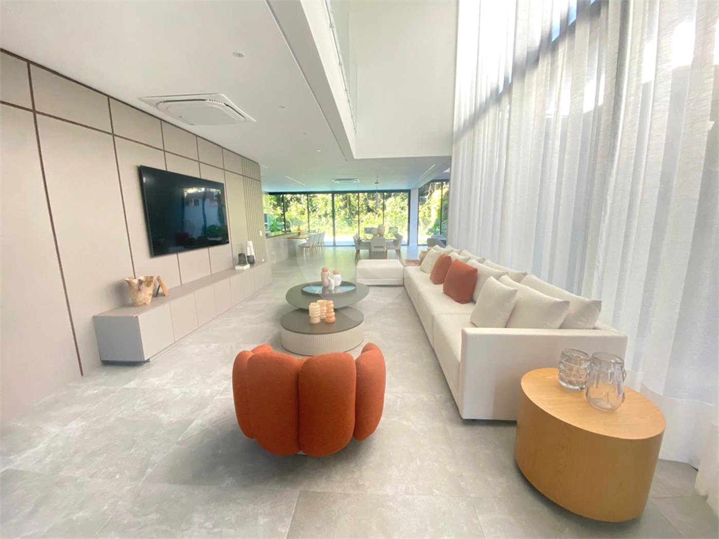 Duplex à venda com 6 suítes em Riviera, Bertioga, SP