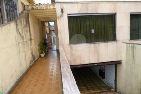 Sobrado à venda com 3 quartos, sendo 1 suíte,  em Santana, São Paulo, SP