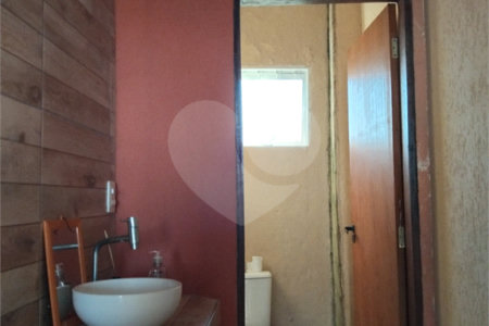 Chácara à venda com 3 quartos, sendo 1 suíte,  em Botujuru, Mogi das Cruzes, SP