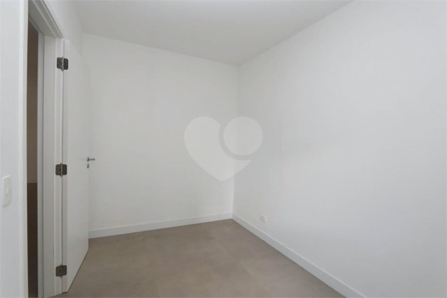 Apartamento à venda com 2 quartos em Morumbi, São Paulo, SP