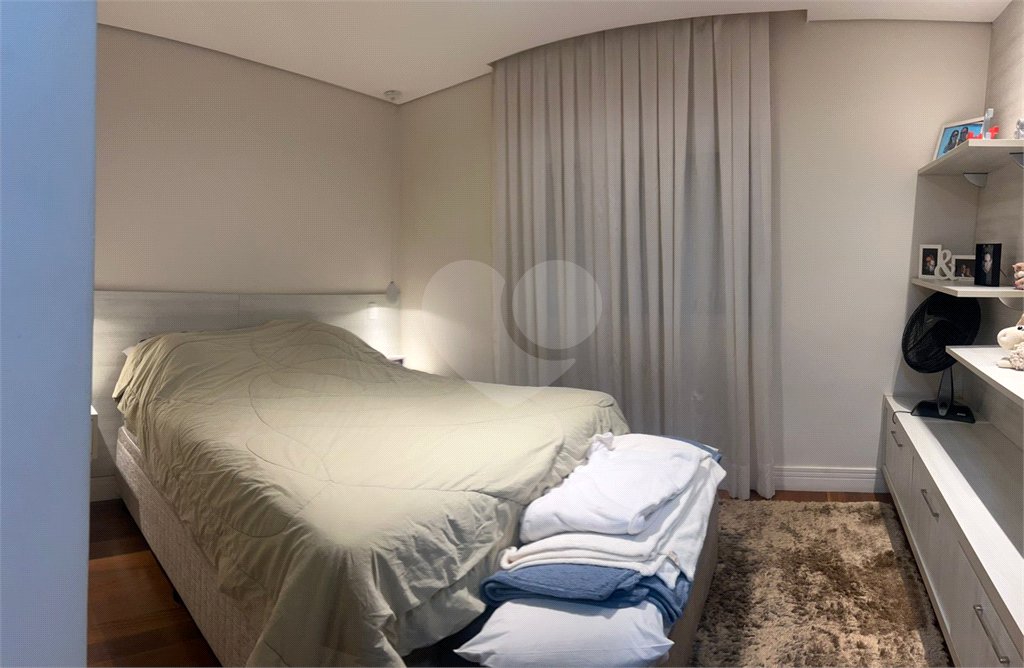 Apartamento à venda com 2 suítes em Parque Reboucas, São Paulo, SP