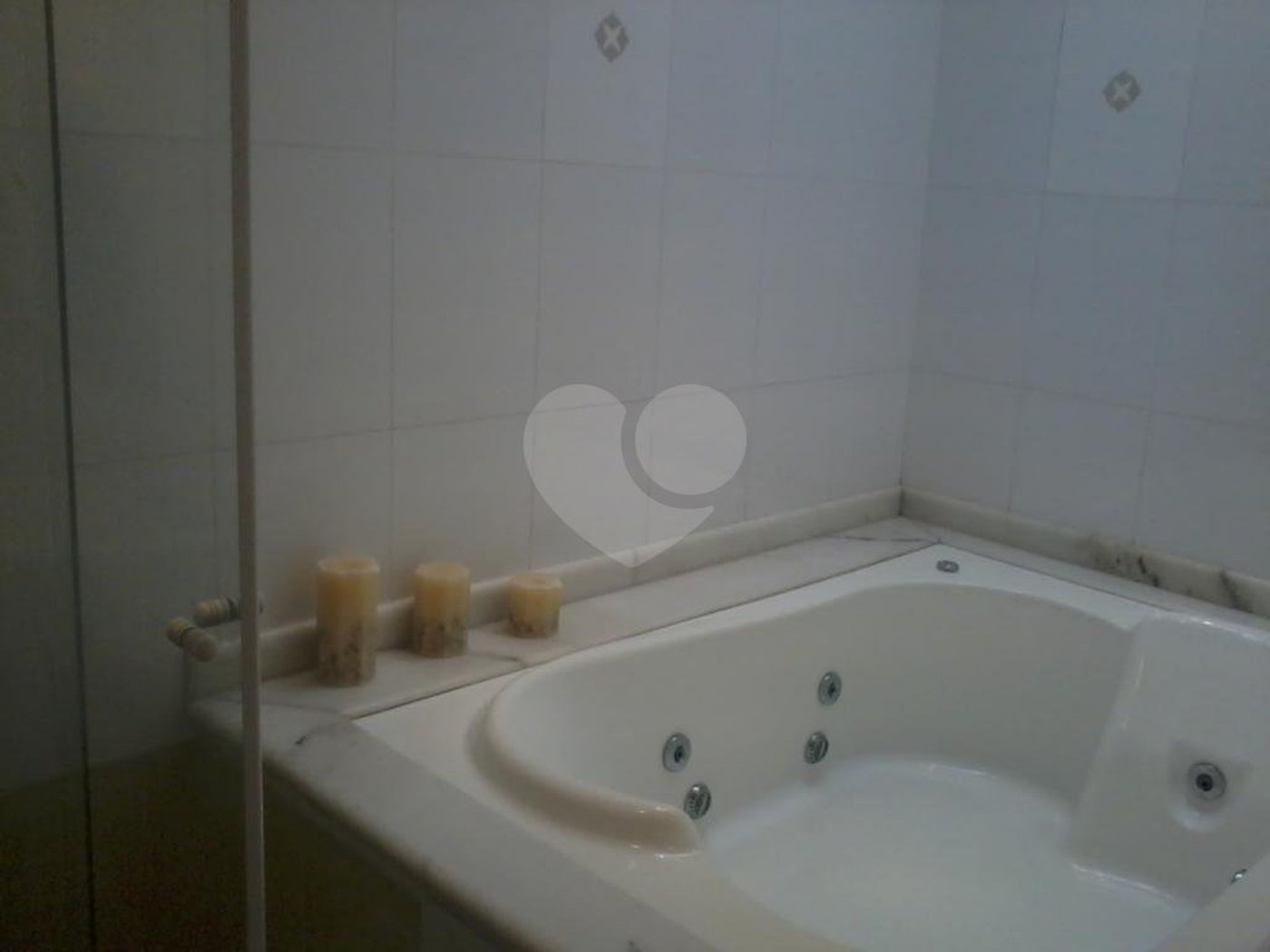 Sobrado à venda com 3 quartos, sendo 2 suítes,  em Santana, São Paulo, SP