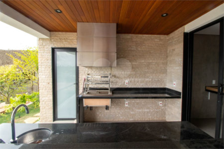 Casa à venda com 5 quartos, sendo 4 suítes, em Vila Darcy Penteado (mailasqui), São Roque, SP