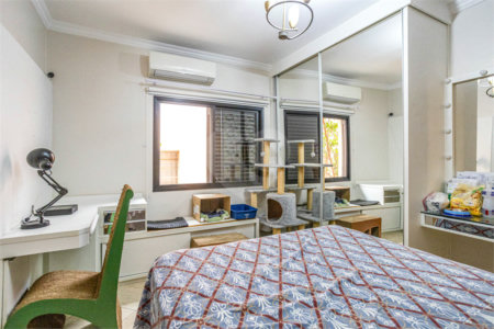 Sobrado à venda com 3 quartos, sendo 1 suíte,  em Vila Mariana, São Paulo, SP