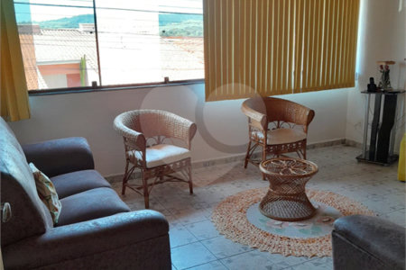 Casa à venda com 3 quartos, sendo 1 suíte, em Jardim Aeroporto I, Itu, SP