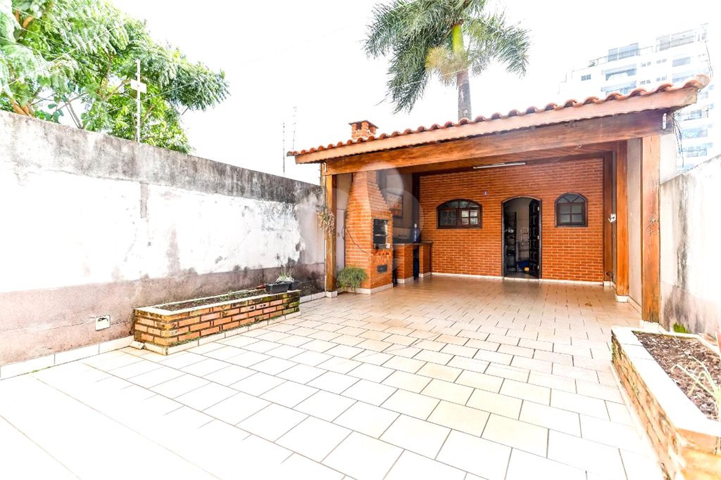 Sobrado à venda com 4 quartos, sendo 1 suíte, em Vila Nova Mazzei, São Paulo, SP