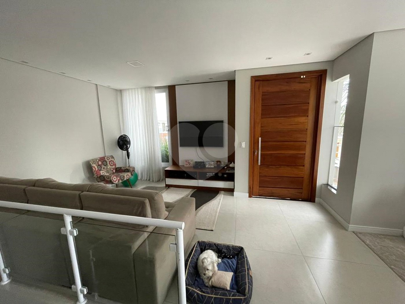 Casa à venda com 3 quartos, sendo 1 suíte,  no condomínio Aruã, Mogi das Cruzes - SP