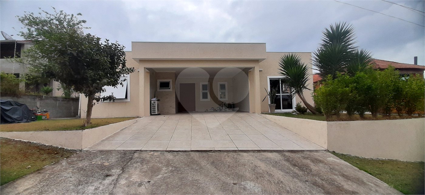 Casa à venda com 3 suítes no condomínio Alpes de Mairiporã, Mairiporã - SP