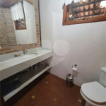 Casa à venda com 3 quartos, sendo 1 suíte,  no condomínio Residencial Bosque da Serra, Mairiporã - SP