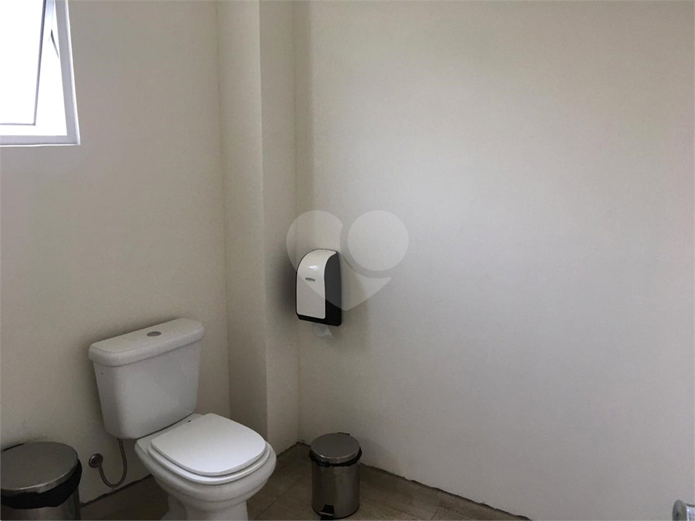 Casa à venda com 4 quartos, sendo 3 suítes,  em Vila Monumento, São Paulo, SP