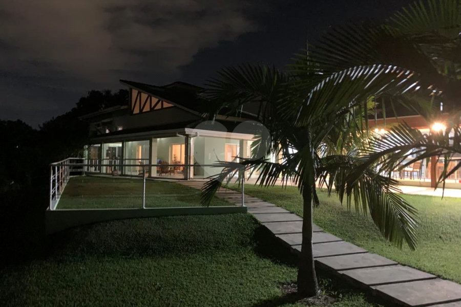 Casa à venda com 4 suítes no condomínio Campos de Mairiporã Gleba 1, Mairiporã - SP