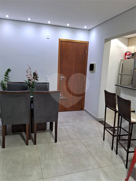Apartamento à venda com 2 quartos, sendo 1 suíte, em Vila Maria Luiza, Ribeirão Preto, SP