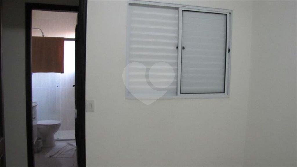 Casa à venda com 3 quartos, sendo 1 suíte, no condomínio Villa Jardim Sul, São Paulo - SP