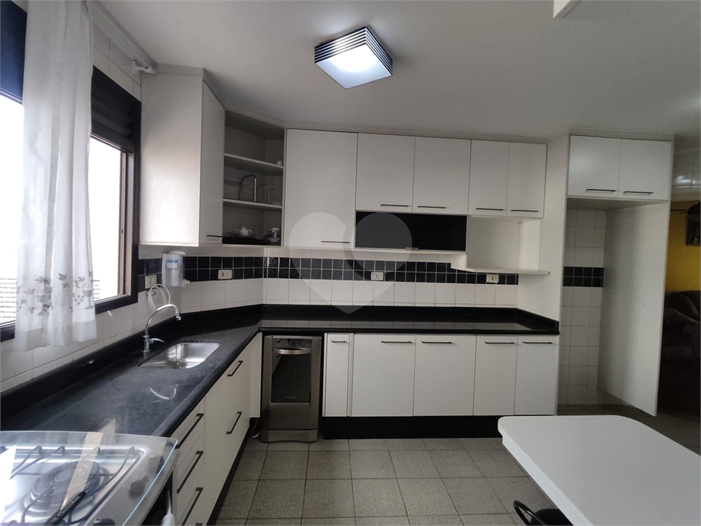 Apartamento à venda com 3 quartos, sendo 1 suíte, em Santana, São Paulo, SP