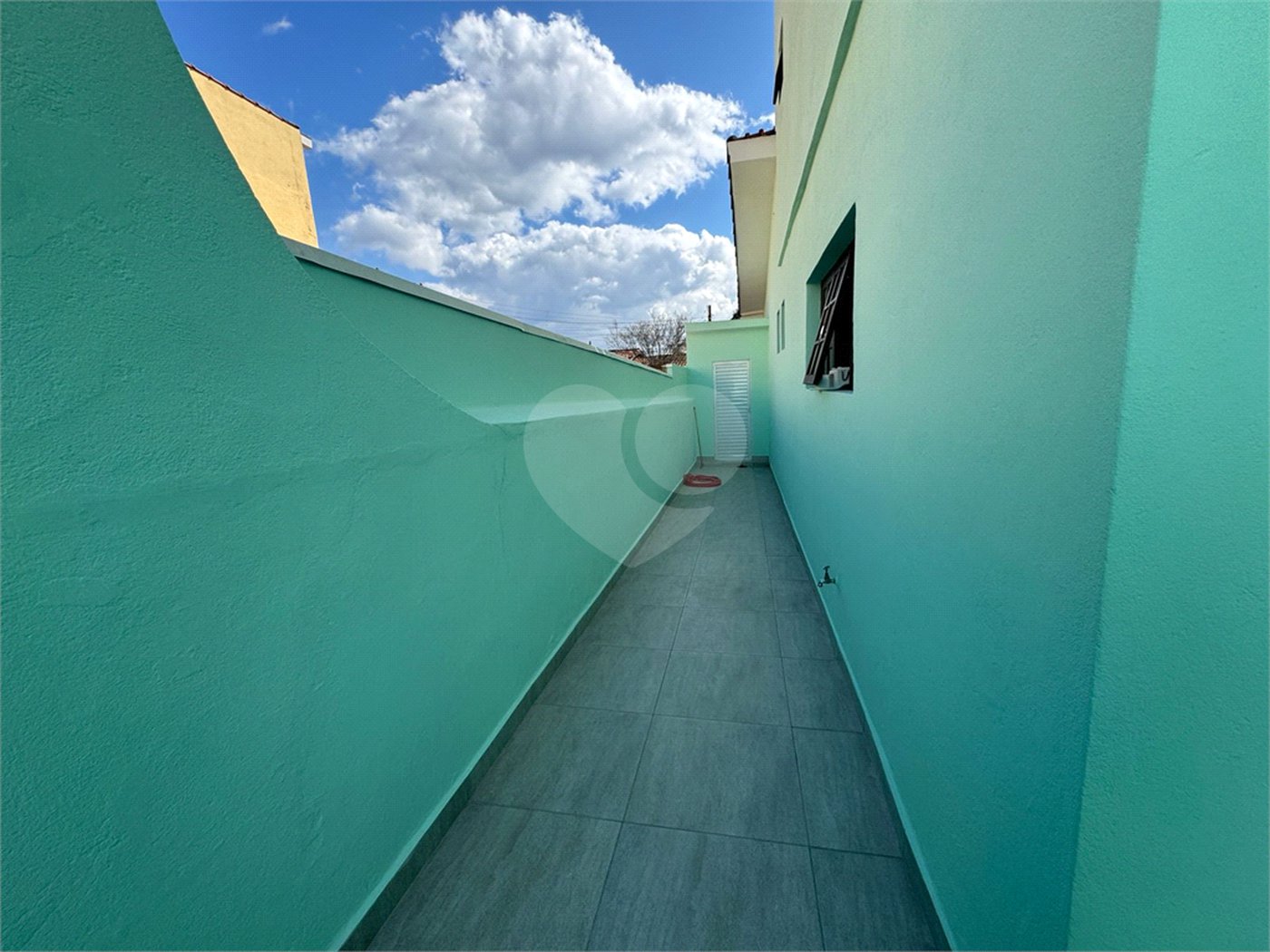 Casa à venda com 3 quartos, sendo 1 suíte, em Vila Rosalia, Guarulhos, SP