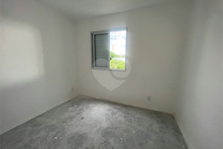 Casa à venda com 2 quartos no condomínio Severa, São Paulo - SP