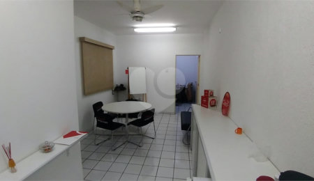 Prédio à venda com 3 quartos em Santana, São Paulo, SP