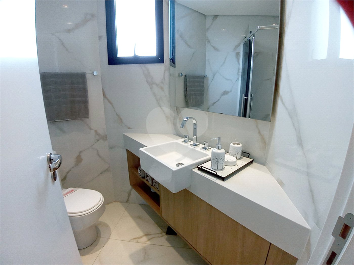 Apartamento à venda com 2 quartos, sendo 1 suíte, em Santa Teresinha, São Paulo, SP