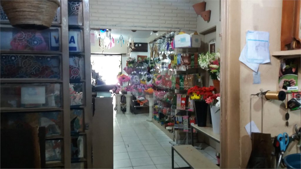Loja à venda com 3 quartos em Vila Albertina, São Paulo, SP