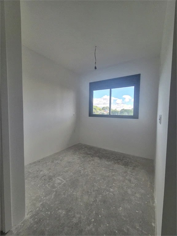 Apartamento à venda com 3 quartos, sendo 1 suíte, em Vila Anastácio, São Paulo, SP