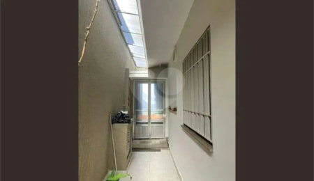 Casa à venda com 3 quartos, sendo 1 suíte, em Jardim Colombo, São Paulo, SP