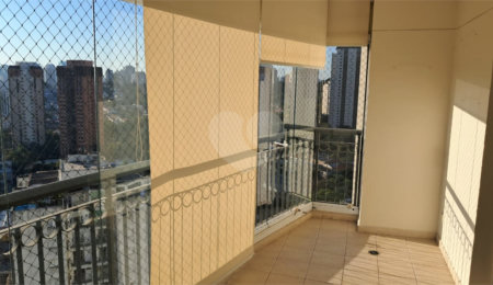 Apartamento à venda com 4 quartos, sendo 2 suítes,  em Jardim Marajoara, São Paulo, SP